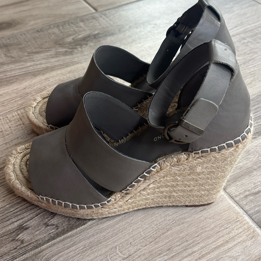 Treasure & Bond Gray Espadrille Wedges